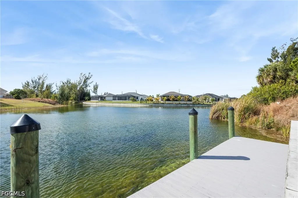 2100 NW 21st Street Cape Coral FL 33993