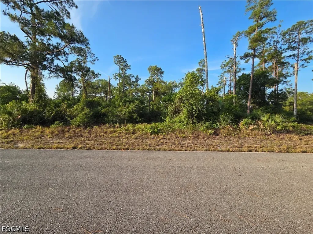 4504 E 7th Street Lehigh Acres FL 33972