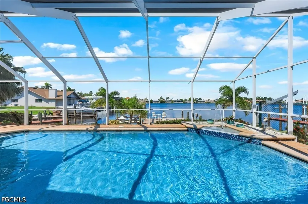 719 El Dorado Parkway W Cape Coral FL 33914