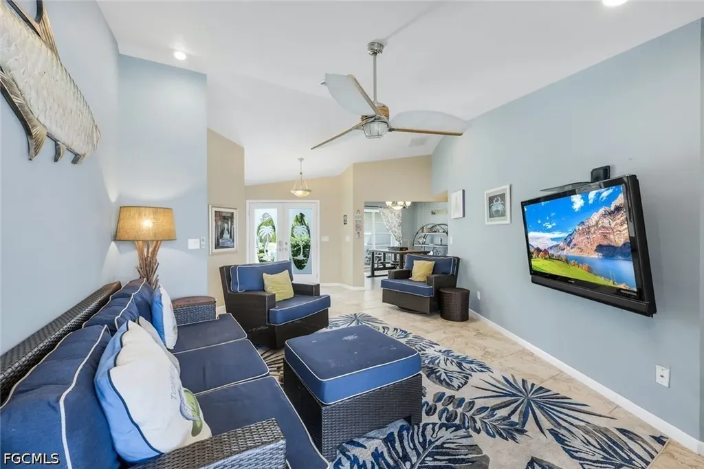 719 El Dorado Parkway W Cape Coral FL 33914
