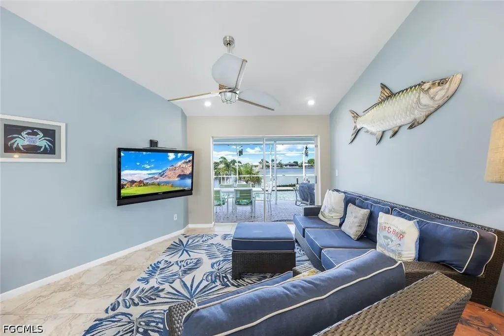 719 El Dorado Parkway W Cape Coral FL 33914