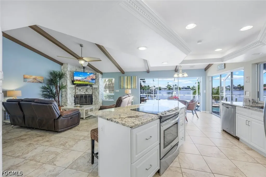 719 El Dorado Parkway W Cape Coral FL 33914