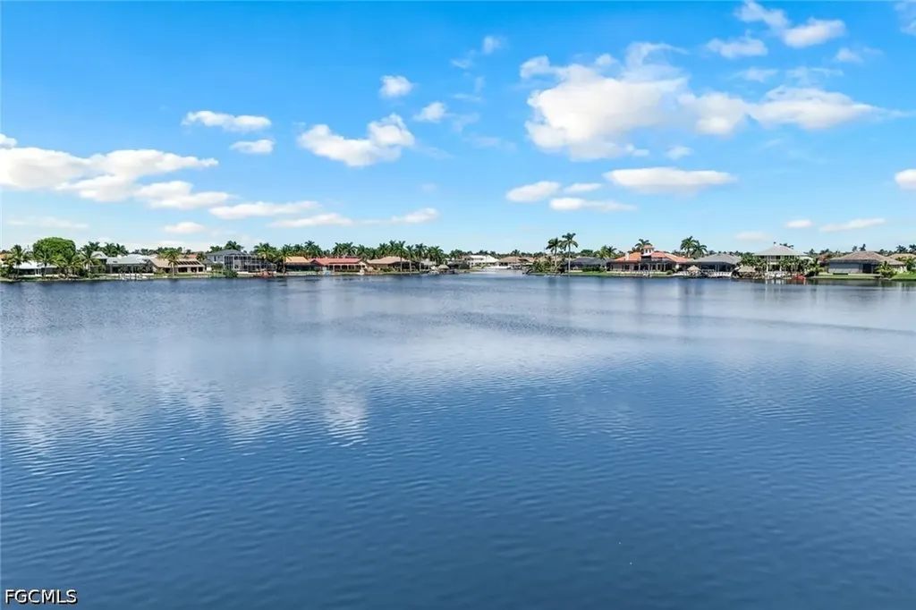 719 El Dorado Parkway W Cape Coral FL 33914