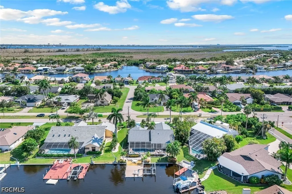 719 El Dorado Parkway W Cape Coral FL 33914