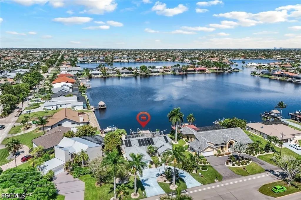 719 El Dorado Parkway W Cape Coral FL 33914