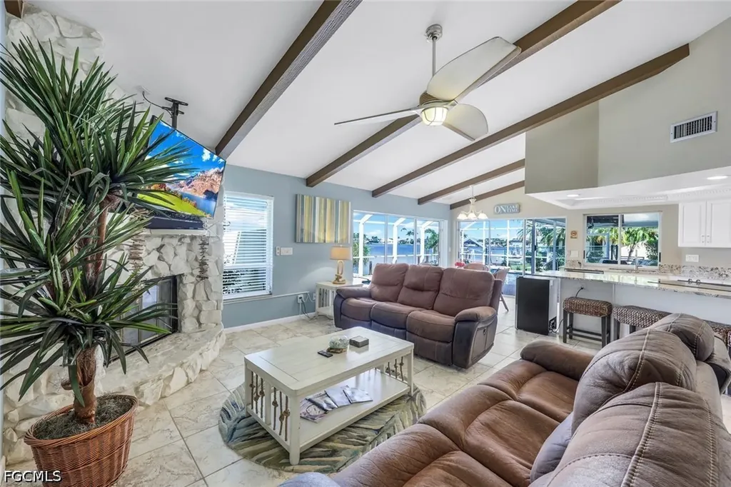 719 El Dorado Parkway W Cape Coral FL 33914