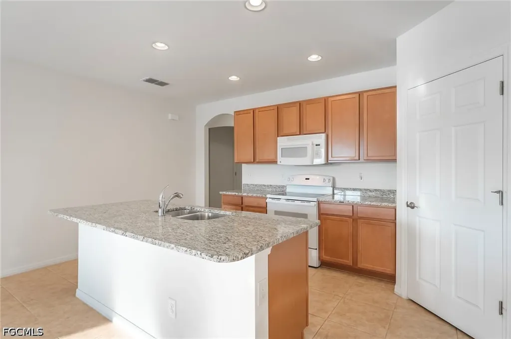 2897 Apple Blossom Drive Alva FL 33920
