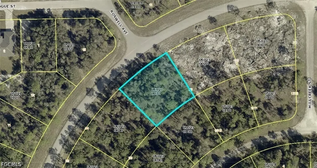 512/514 S Nimitz Boulevard Lehigh Acres FL 33974