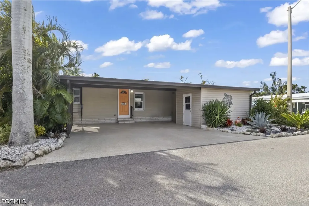 7150 Cobiac Drive St. James City FL 33956