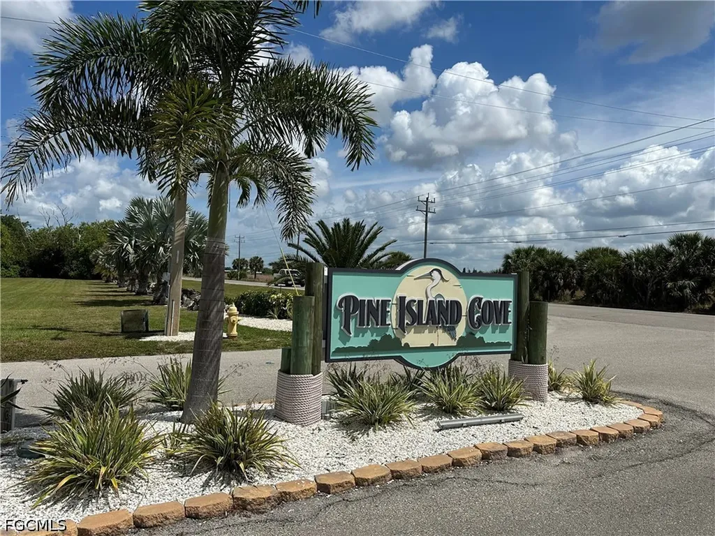 7150 Cobiac Drive St. James City FL 33956