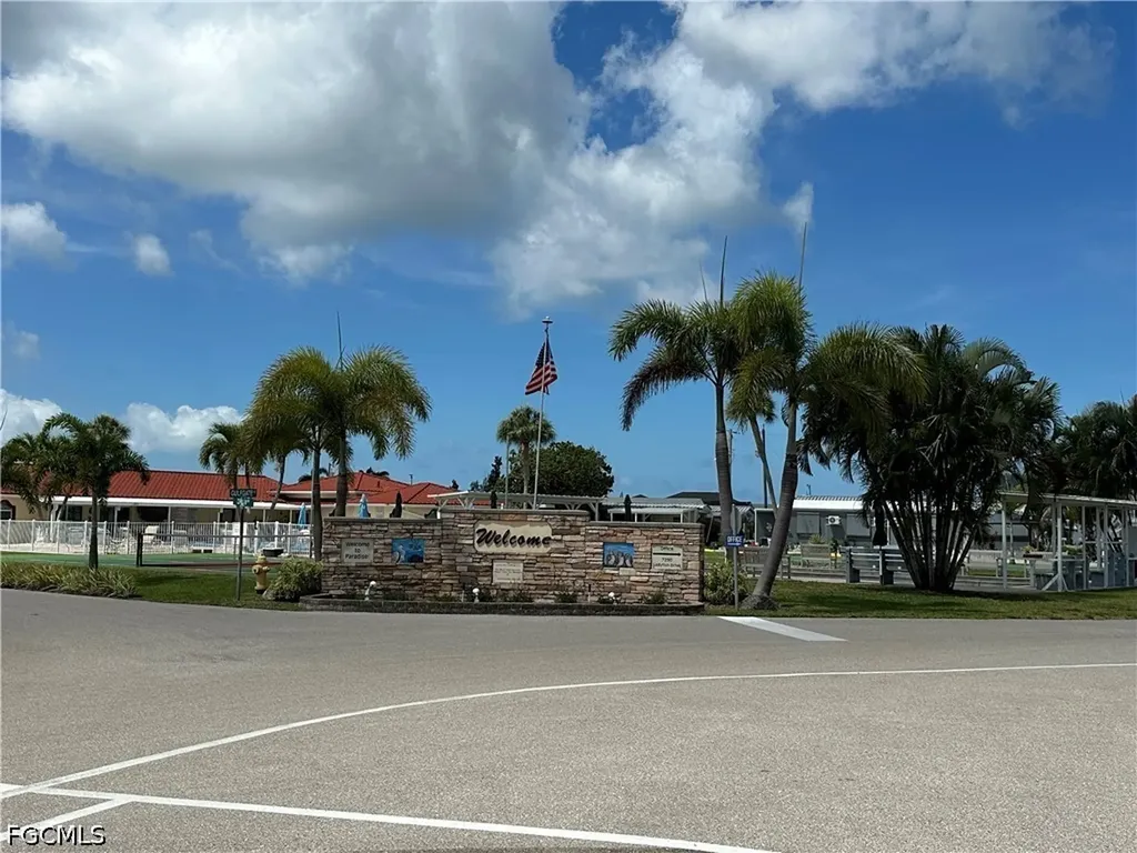 7150 Cobiac Drive St. James City FL 33956