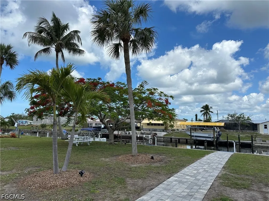 7150 Cobiac Drive St. James City FL 33956
