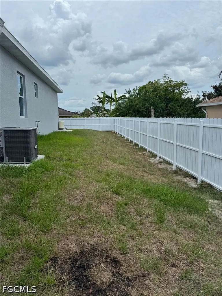225/227 Homer Avenue S Lehigh Acres FL 33973