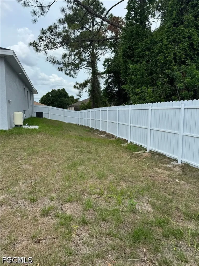 225/227 Homer Avenue S Lehigh Acres FL 33973