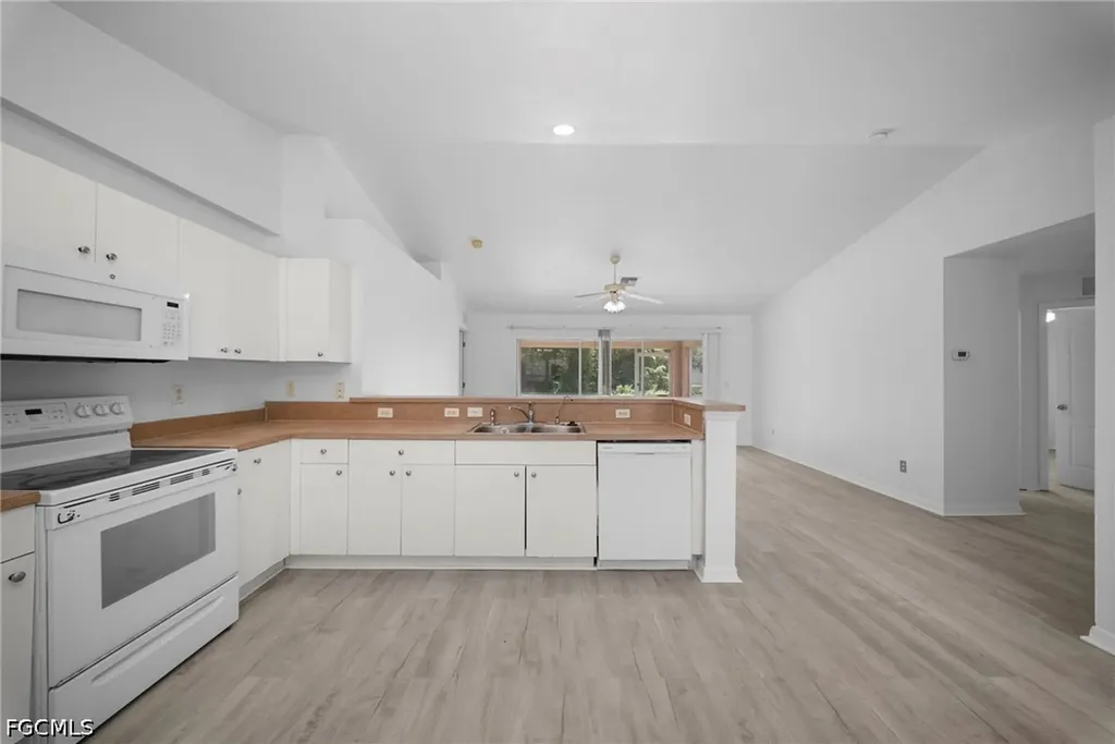 3213 17th Street SW Lehigh Acres FL 33976