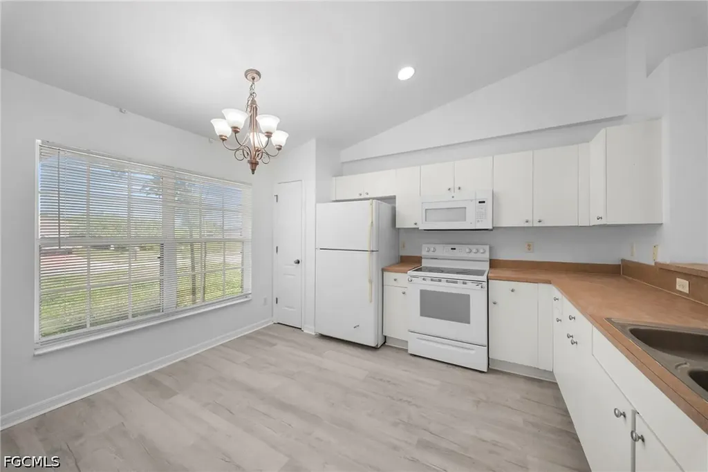 3213 17th Street SW Lehigh Acres FL 33976
