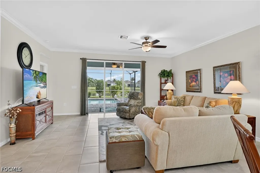 4386 Bluegrass Drive Fort Myers FL 33916