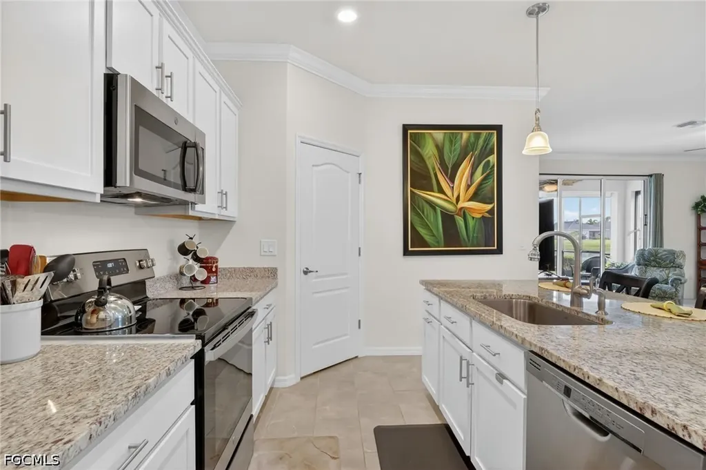 4386 Bluegrass Drive Fort Myers FL 33916