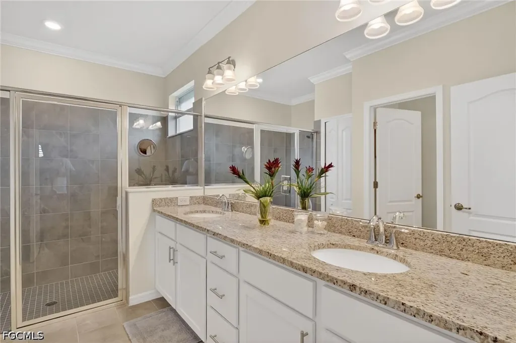 4386 Bluegrass Drive Fort Myers FL 33916