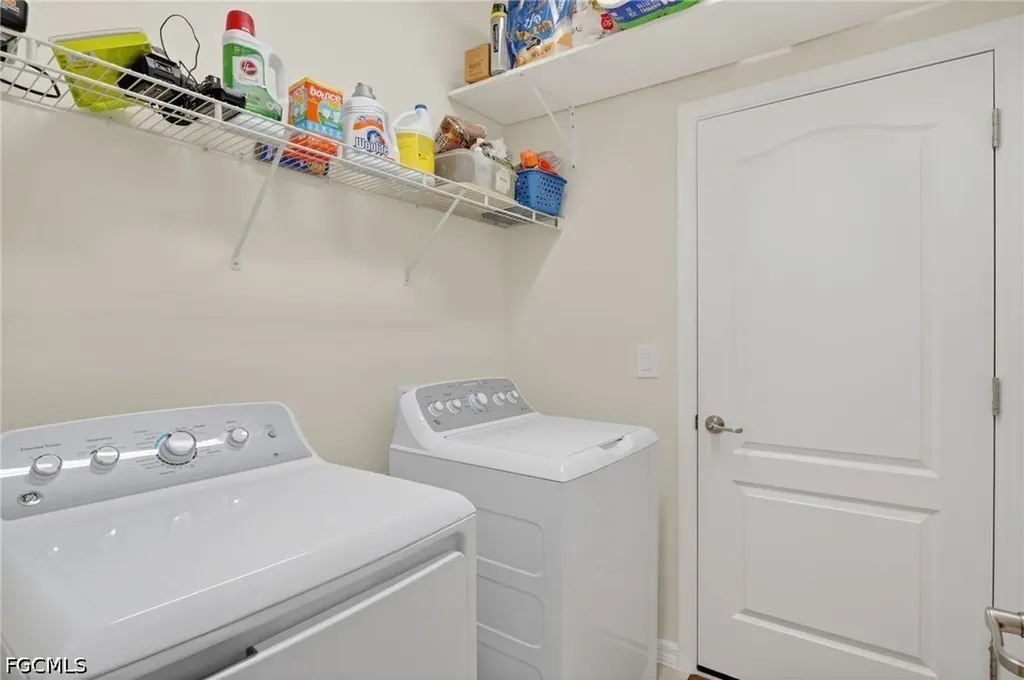4386 Bluegrass Drive Fort Myers FL 33916