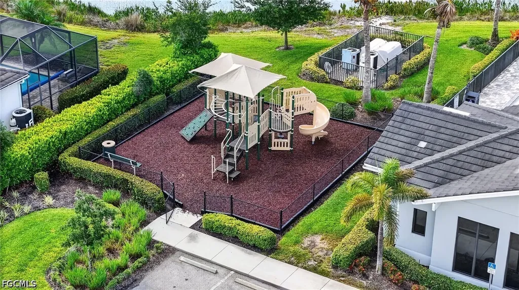4386 Bluegrass Drive Fort Myers FL 33916