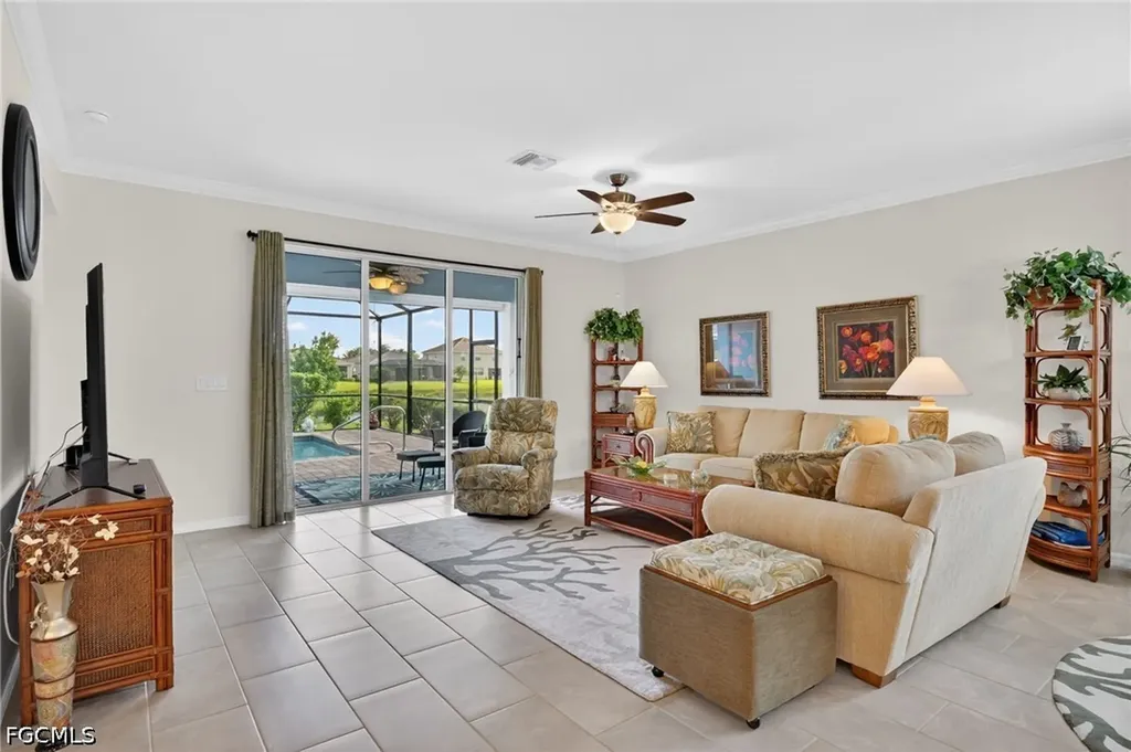 4386 Bluegrass Drive Fort Myers FL 33916