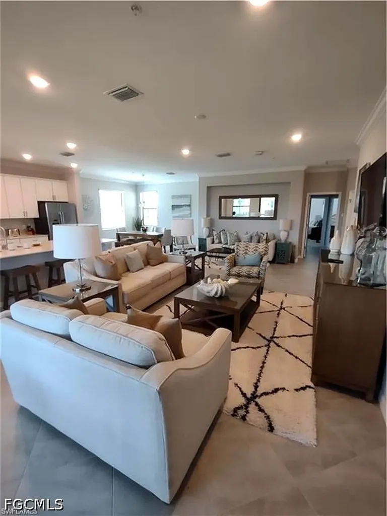 2353 Anguilla Drive Naples FL 34120
