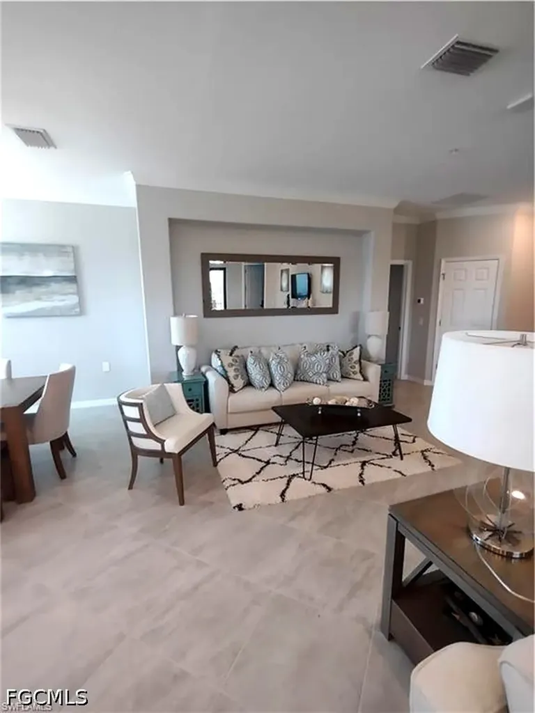 2353 Anguilla Drive Naples FL 34120