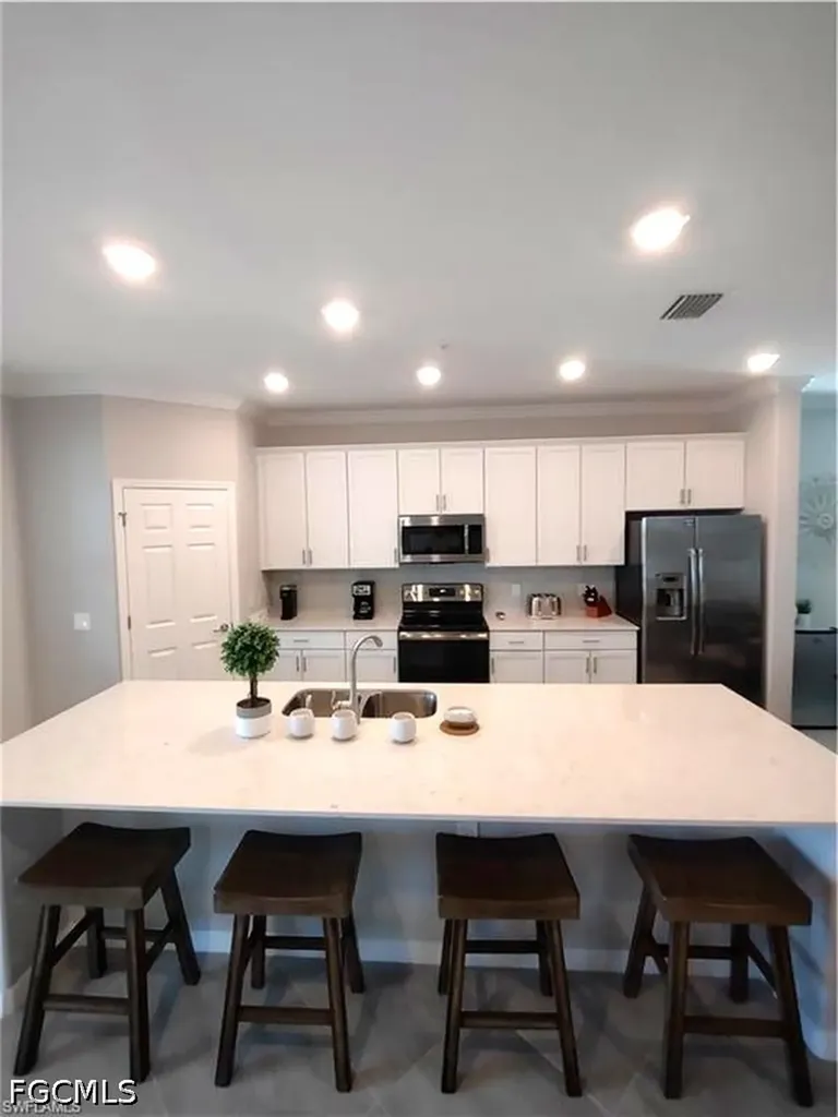 2353 Anguilla Drive Naples FL 34120