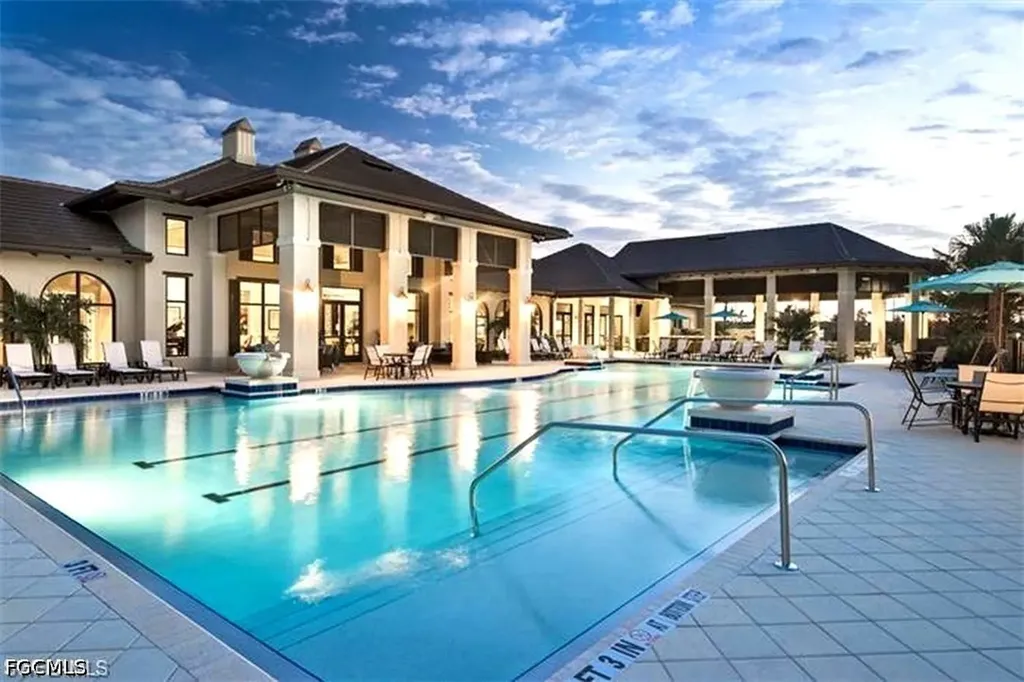 2353 Anguilla Drive Naples FL 34120