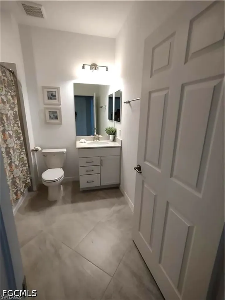 2353 Anguilla Drive Naples FL 34120