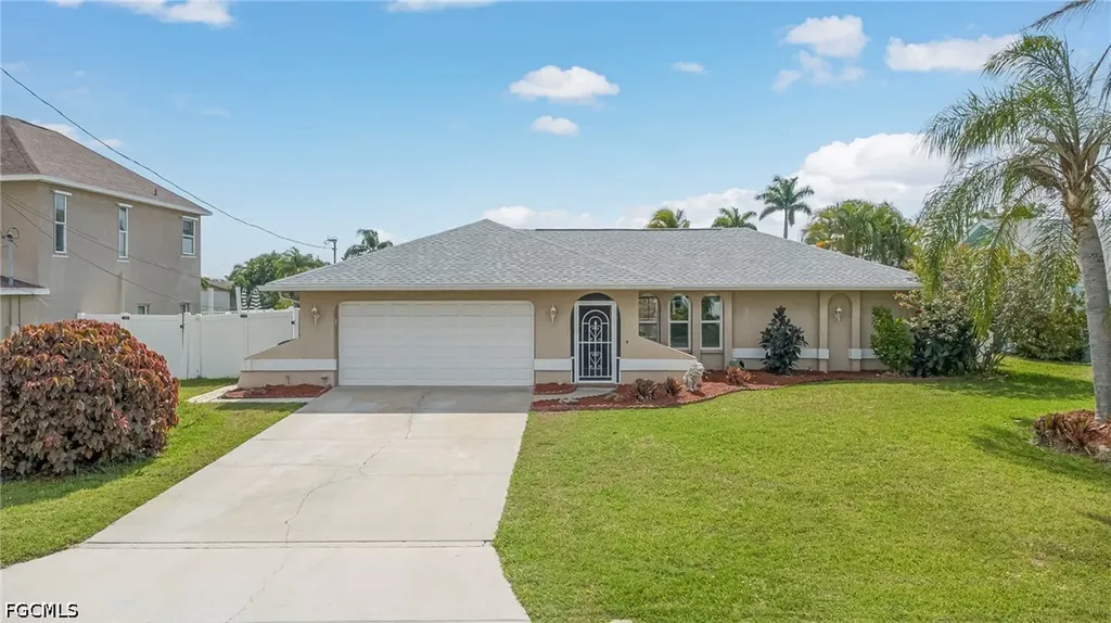 2301 SE 5th Court Cape Coral FL 33990