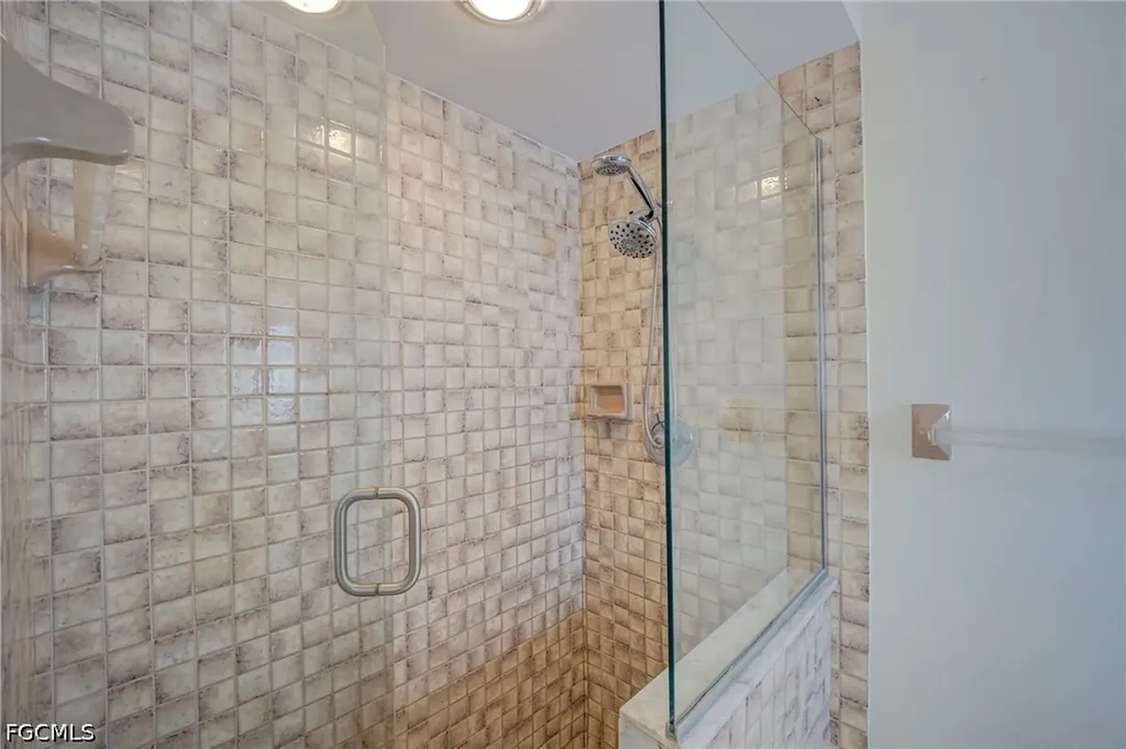 2301 SE 5th Court Cape Coral FL 33990
