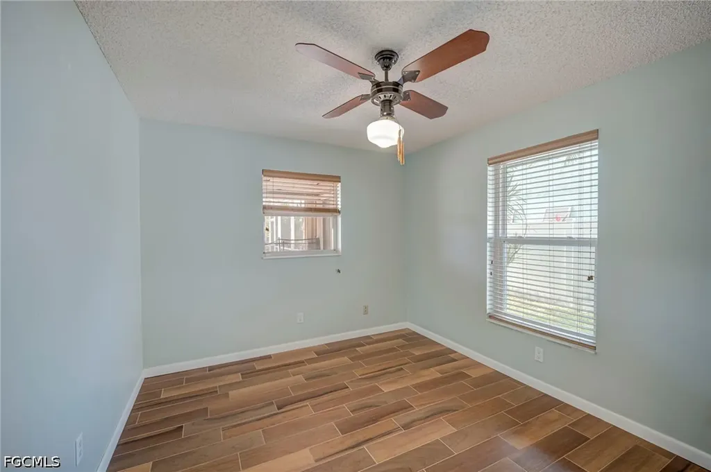 2301 SE 5th Court Cape Coral FL 33990