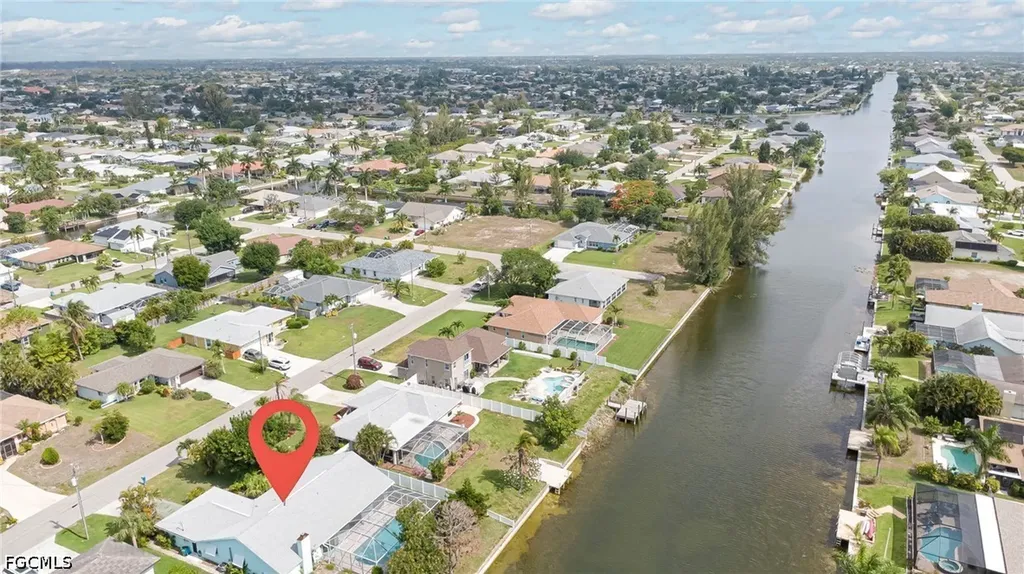 2301 SE 5th Court Cape Coral FL 33990