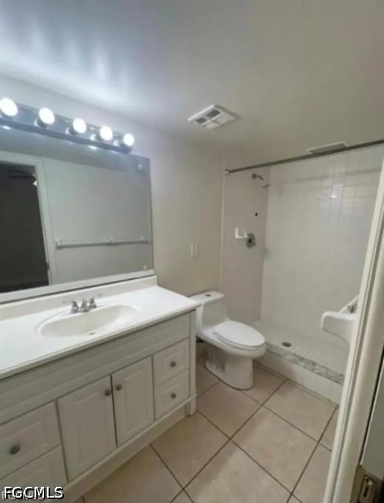 1560 Colonial Boulevard Fort Myers FL 33907