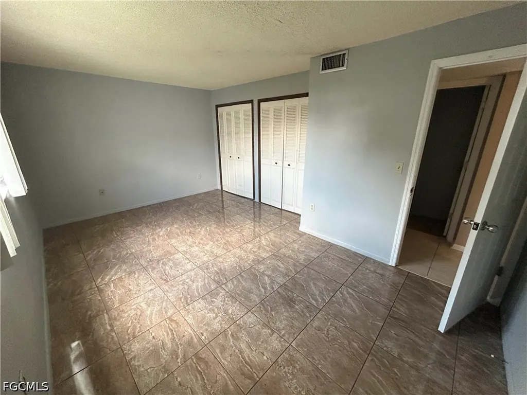 3704 Broadway Fort Myers FL 33901