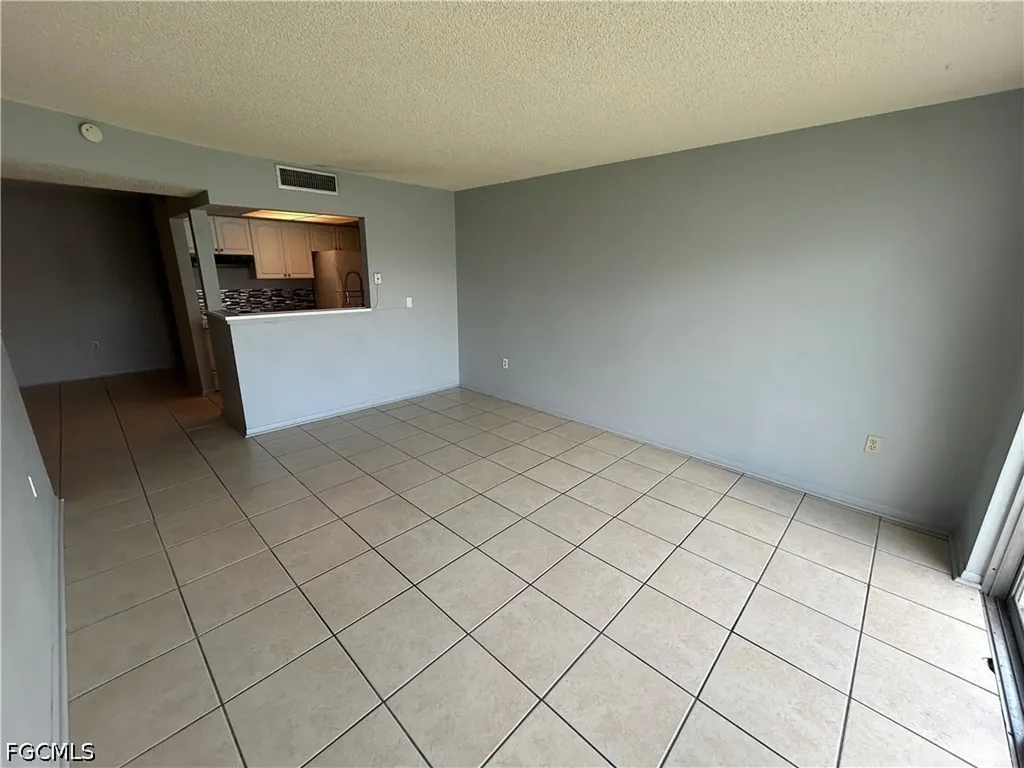 3704 Broadway Fort Myers FL 33901