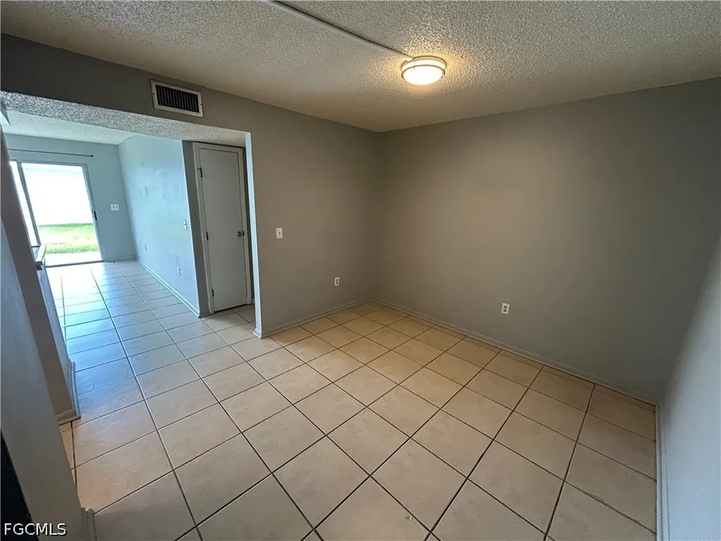 3704 Broadway Fort Myers FL 33901