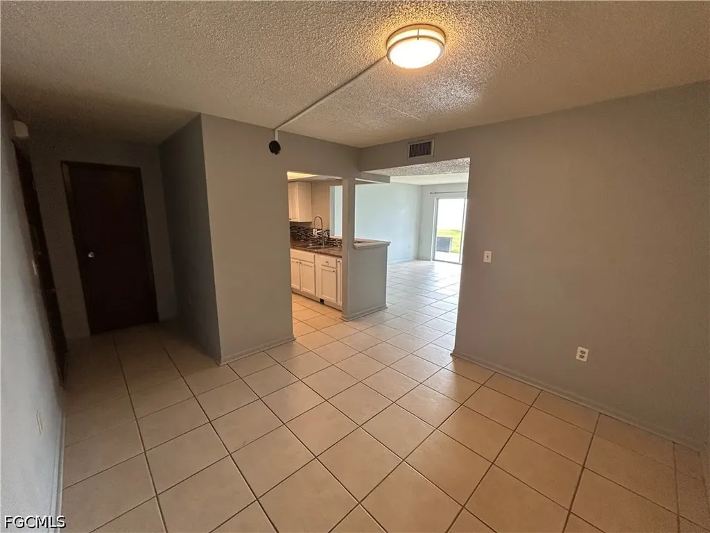 3704 Broadway Fort Myers FL 33901