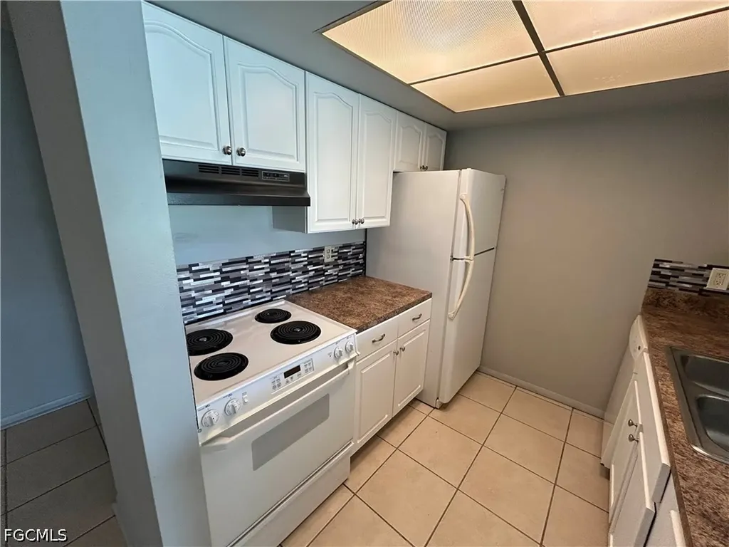3704 Broadway Fort Myers FL 33901
