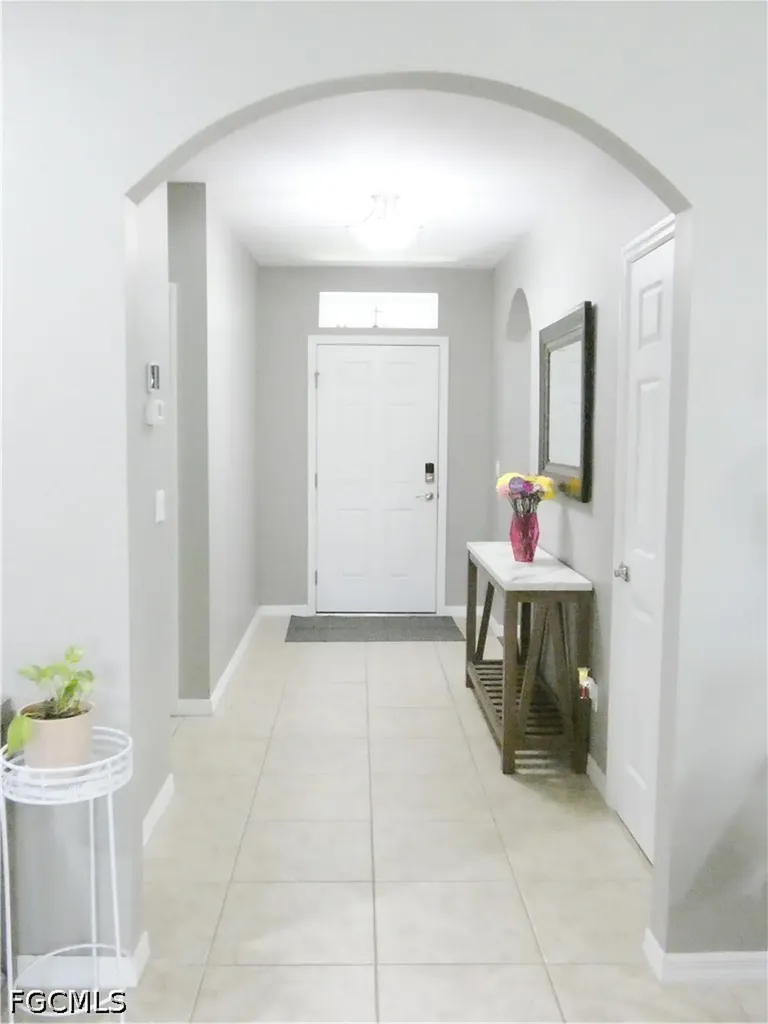 4630 SW 16th Place Cape Coral FL 33914