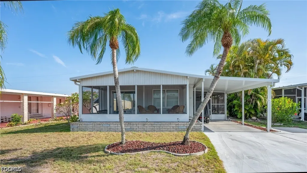 3073 Longview Lane North Fort Myers FL 33917