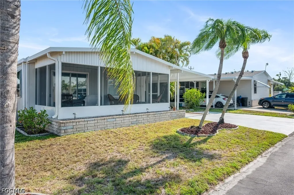 3073 Longview Lane North Fort Myers FL 33917
