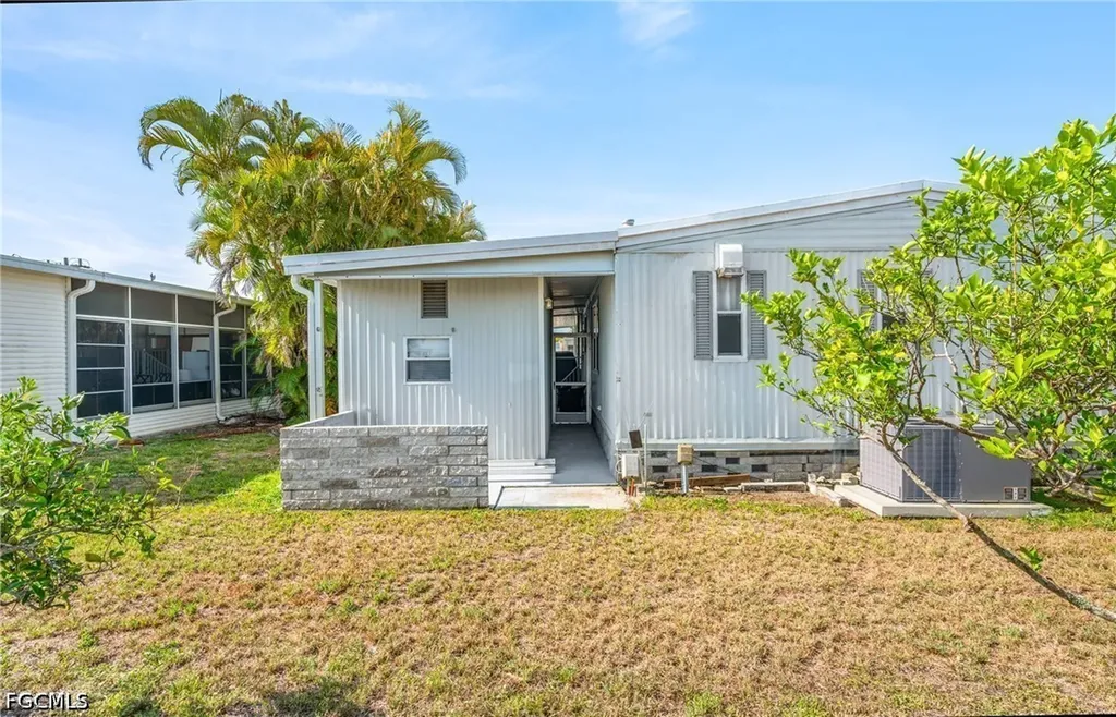 3073 Longview Lane North Fort Myers FL 33917