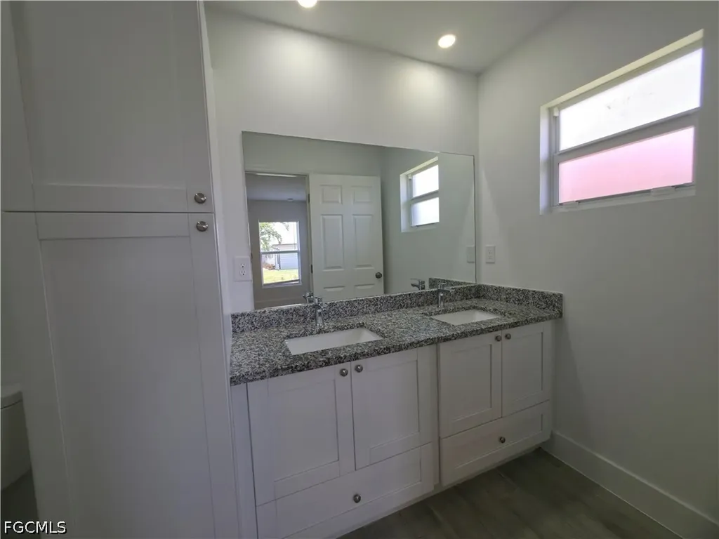 2907 SW Santa Barbara Place Cape Coral FL 33914