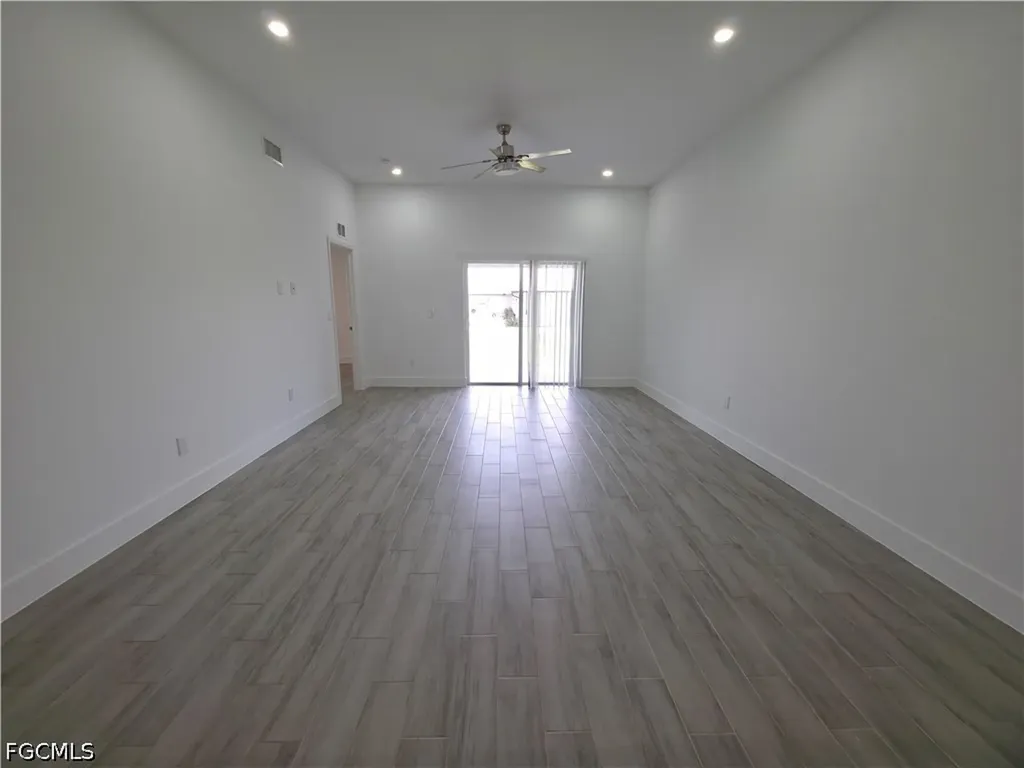 2907 SW Santa Barbara Place Cape Coral FL 33914