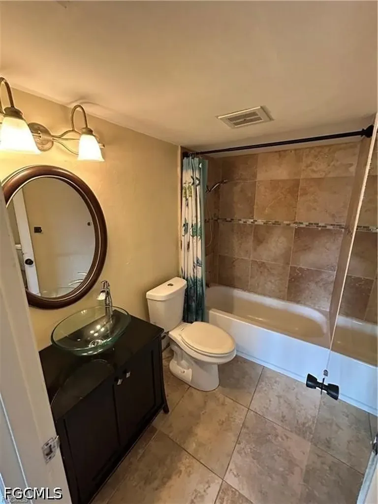 2828 Jackson Street Fort Myers FL 33901