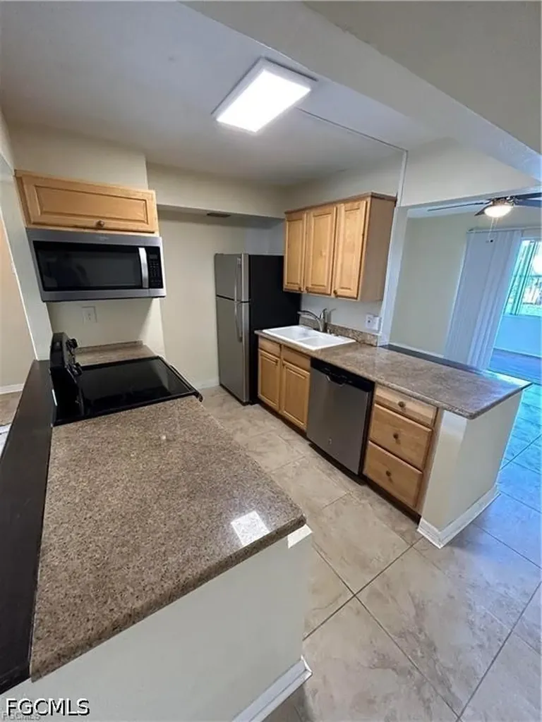 2828 Jackson Street Fort Myers FL 33901