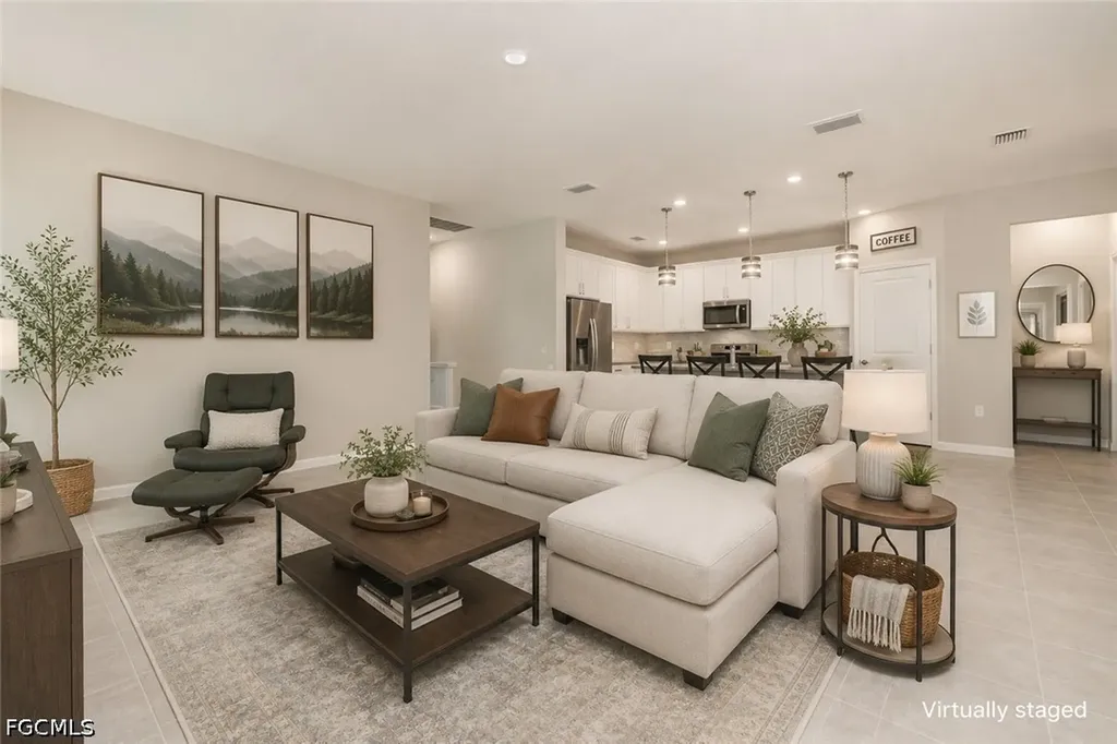 7079 Chapel Creek Lane North Fort Myers FL 33917